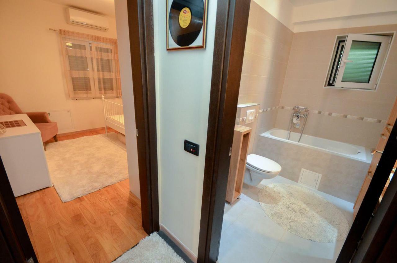 Apartment Radulovic Kotor Exteriör bild