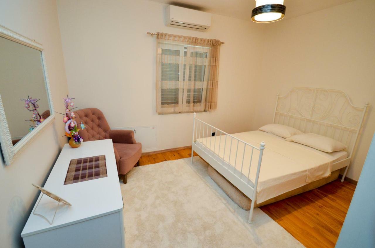 Apartment Radulovic Kotor Exteriör bild