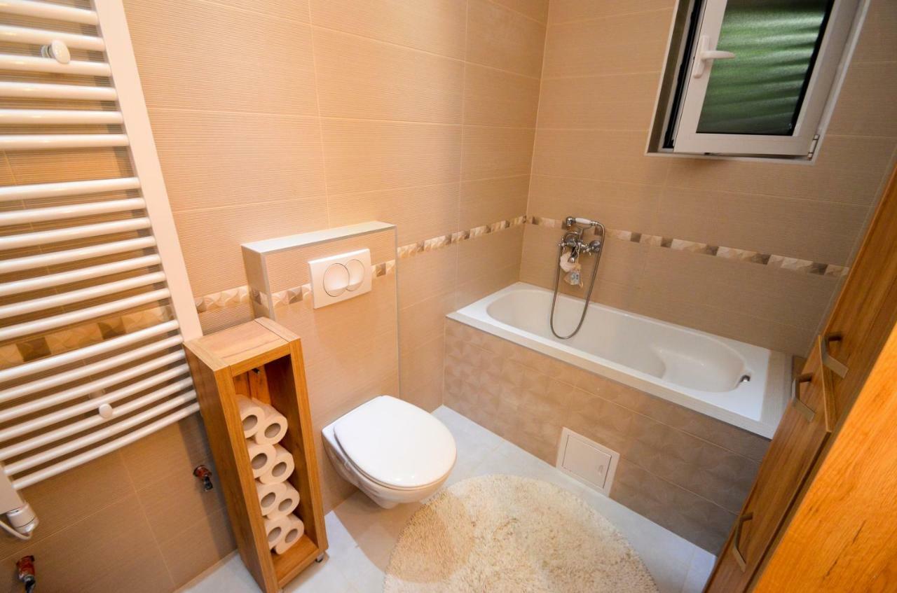 Apartment Radulovic Kotor Exteriör bild