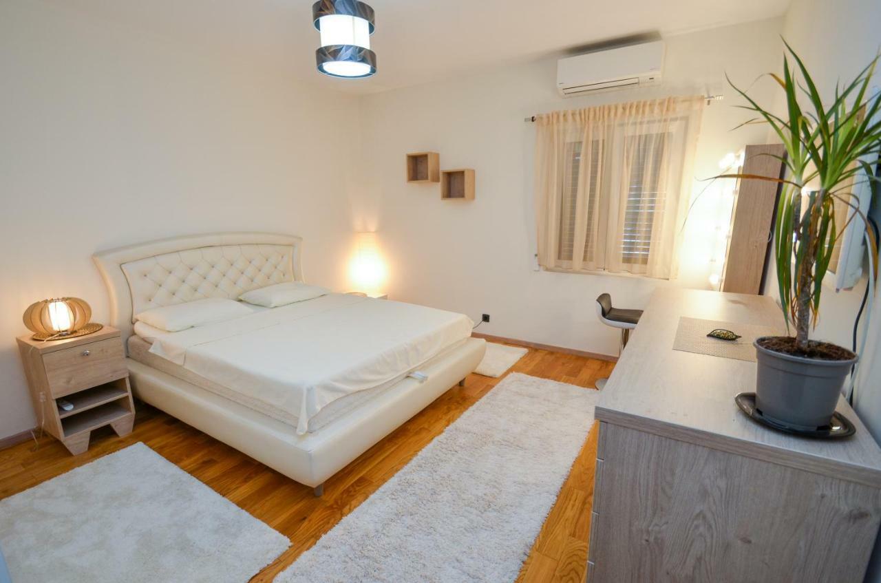 Apartment Radulovic Kotor Exteriör bild