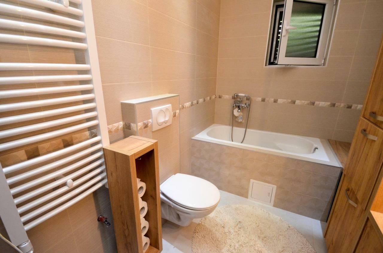 Apartment Radulovic Kotor Exteriör bild